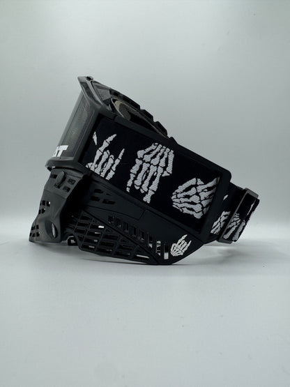 DV8 × Dizon Docs FeatherLight Strap